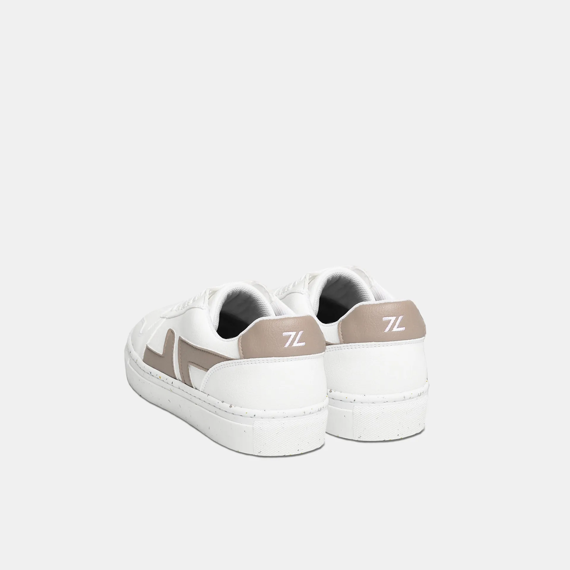 Alpha Beige Sneakers