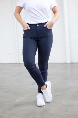 Austin Ultra Stretch Jean Pants in Navy