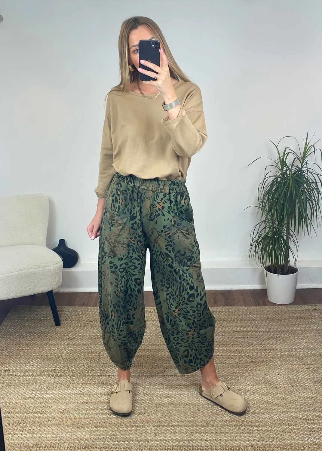 Jemima Pocket Cocoon Pants in Khaki