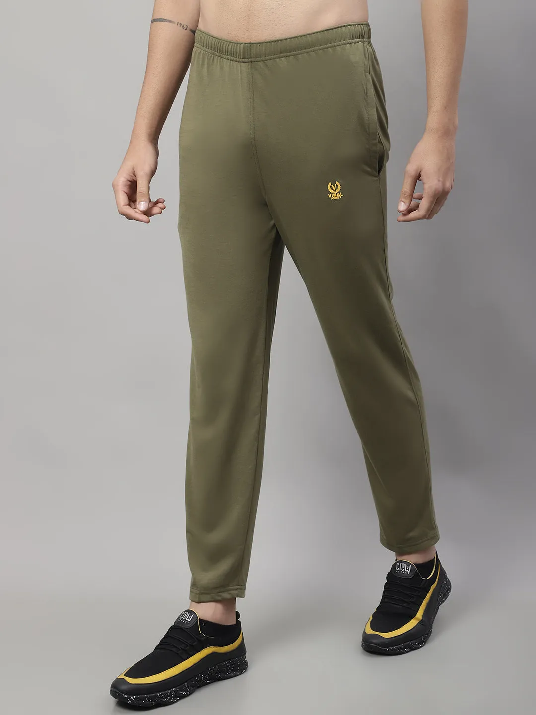 Vimal Jonney Olive Regular fit Cotton Trackpant for Men